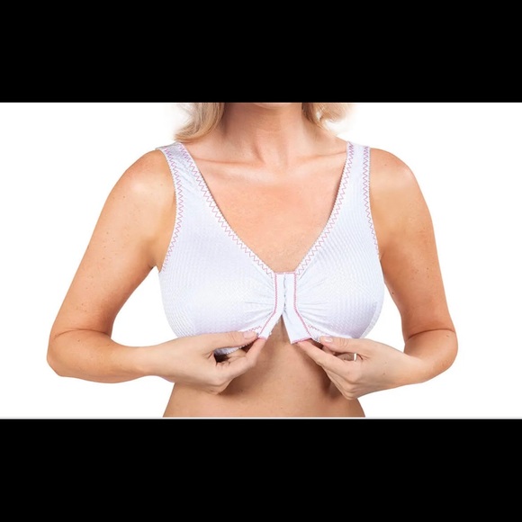 Doctors' Choice Comfort Bra®
Safely and comfortably shapes, lifts and supports - Picture 5 of 5